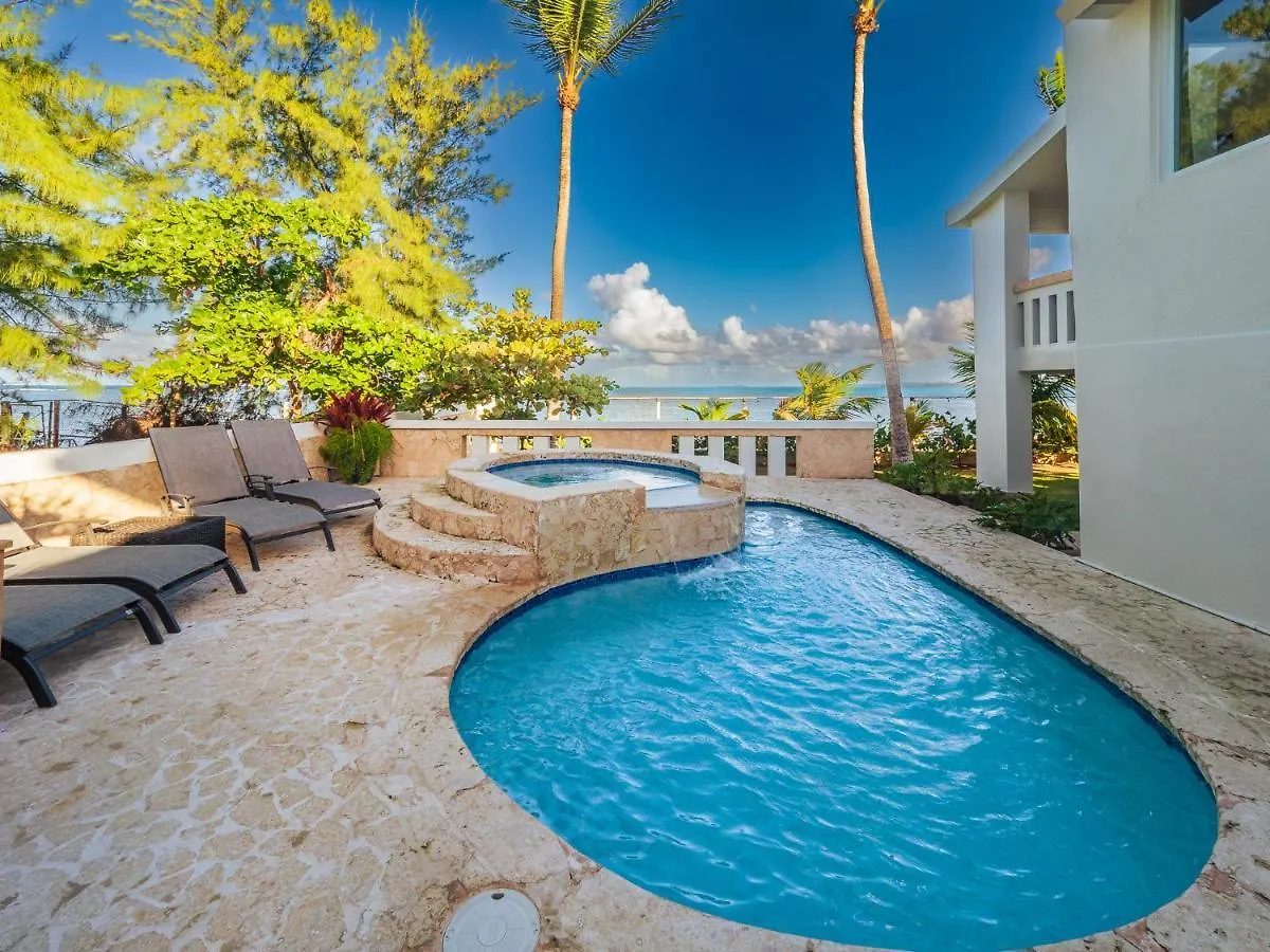 Newly Renovated 8 Bedroom Ocean Front Villa With Pool Rio Grande Porto Rico